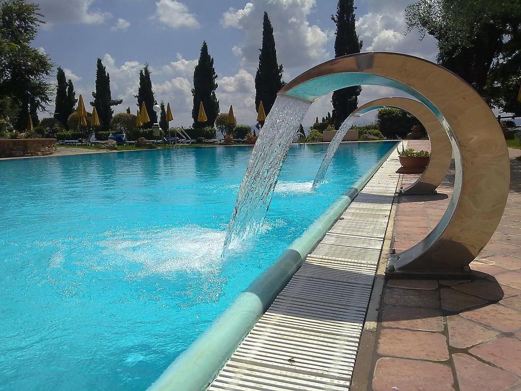 Casanova - Wellness Center La Grotta Etrusca Hotel San Quirico d'Orcia Luaran gambar