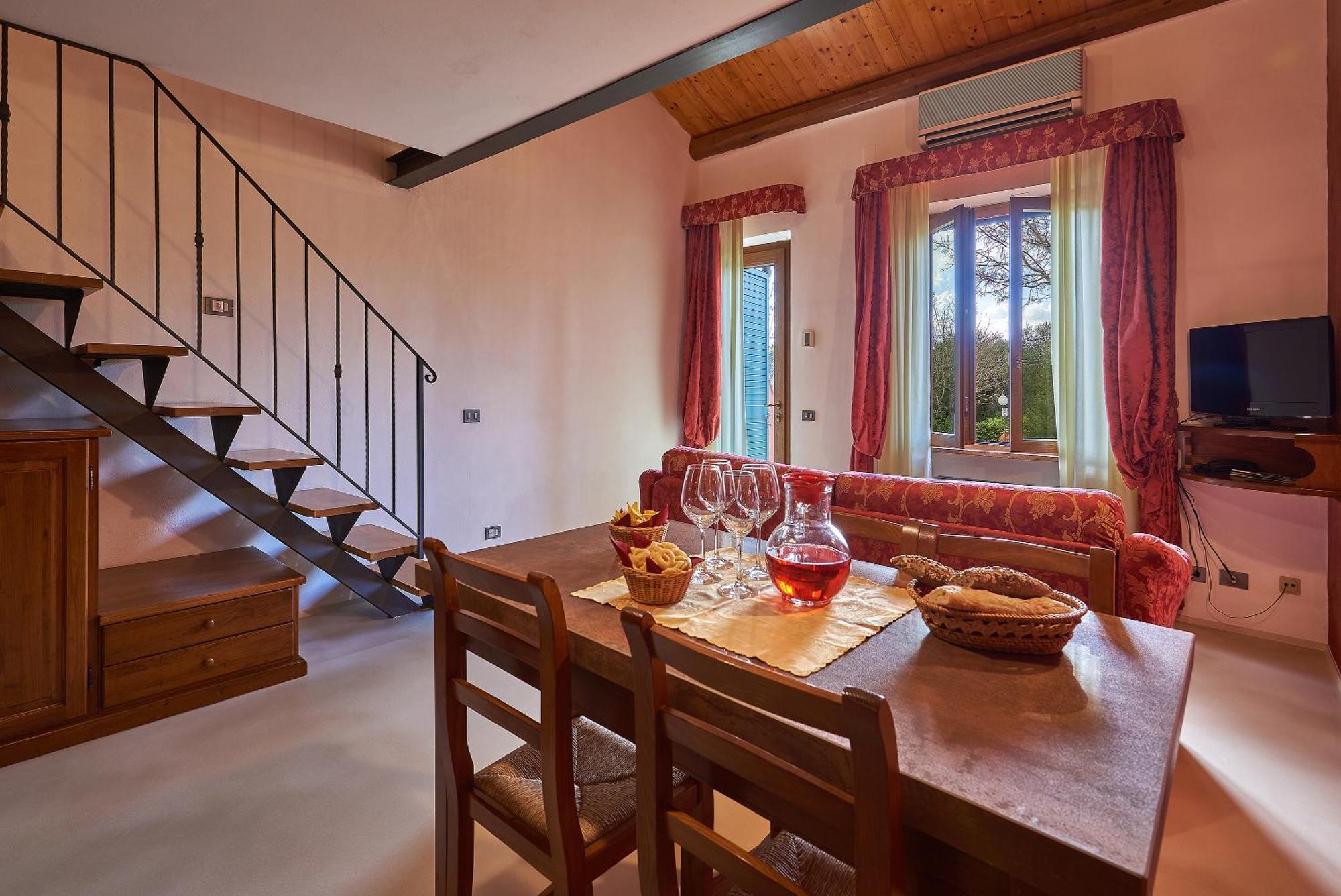 Casanova - Wellness Center La Grotta Etrusca Hotel San Quirico d'Orcia Luaran gambar